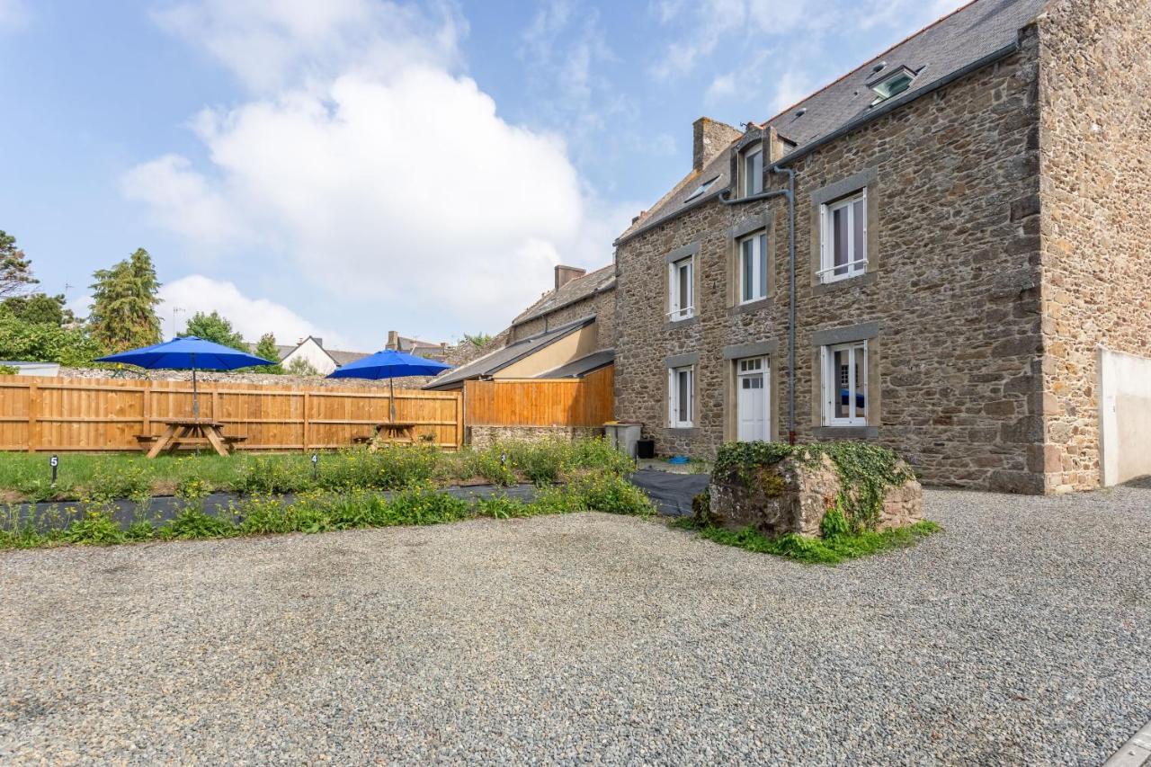 Residence La Colombanaise Saint-Coulomb Exterior foto